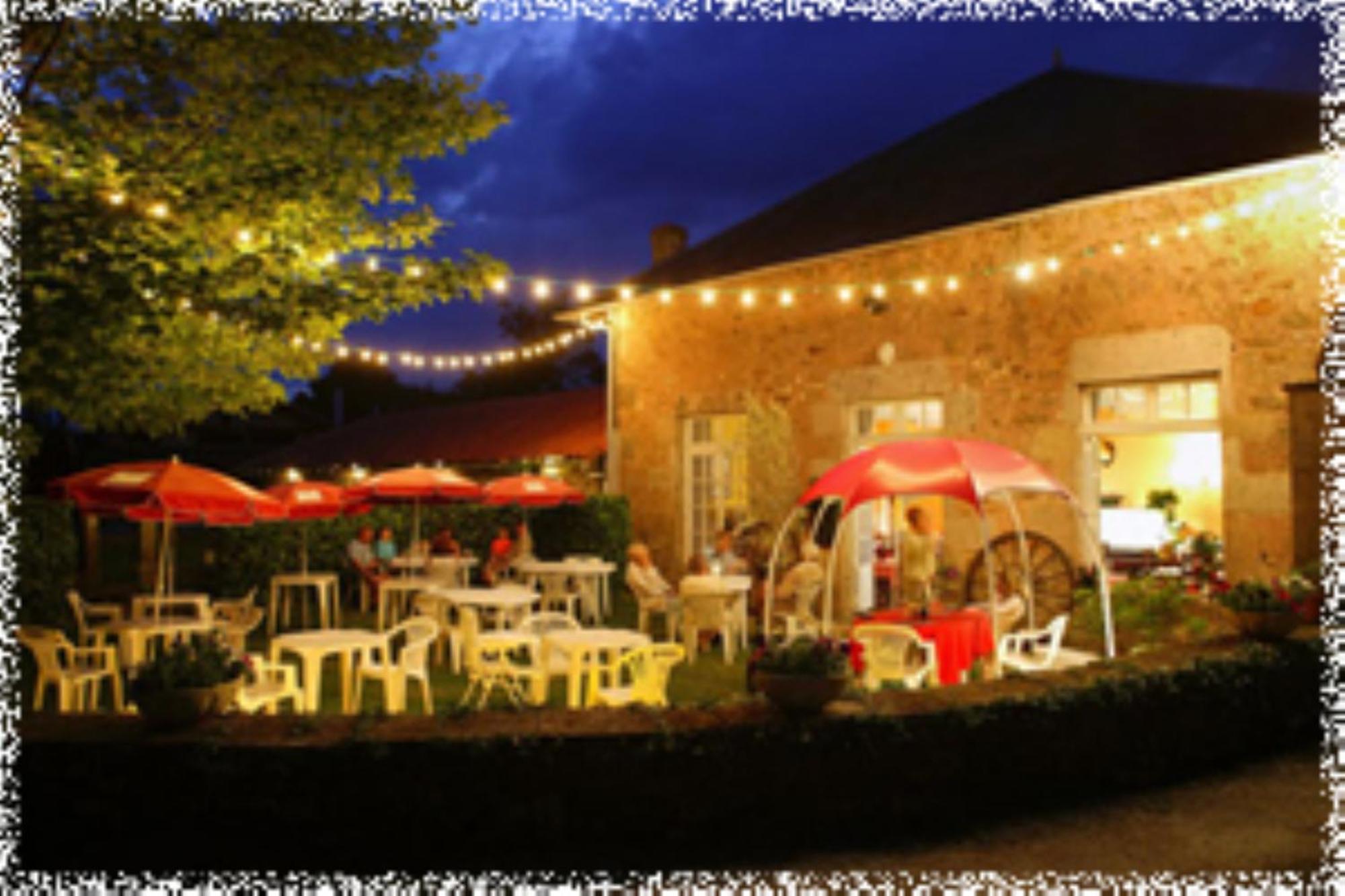 Hotellerie De Plein Air Camping Leychoisier Bonnac-la-Côte Exteriör bild