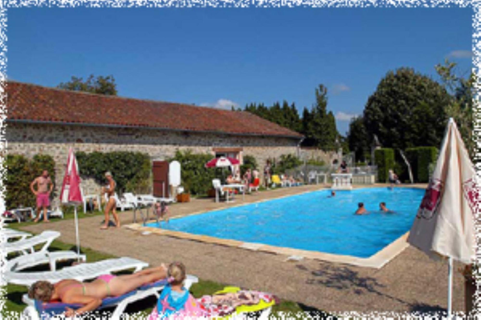 Hotellerie De Plein Air Camping Leychoisier Bonnac-la-Côte Exteriör bild